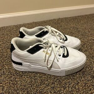 PUMA women’s carina street sneaker